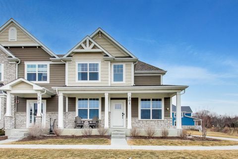 Photo of 301 Didier Court, Buffalo Grove, IL 60089 (MLS # 12597804)