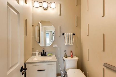 Tiny photo for 301 Didier Court, Buffalo Grove, IL 60089 (MLS # 12597804)