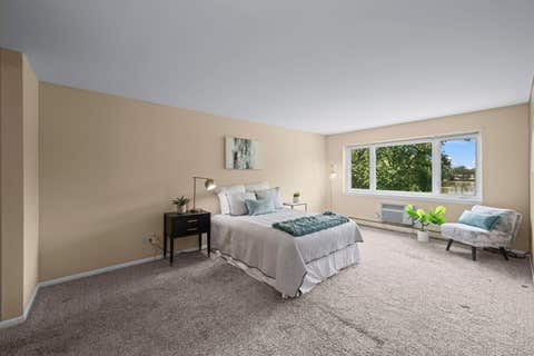 Tiny photo for 2700 E Bel Aire Drive #203, Arlington Heights, IL 60004 (MLS # 12707099)