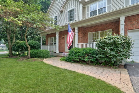 Tiny photo for 744 Strawberry Fields FLDS, Gurnee, IL 60031 (MLS # 12708954)