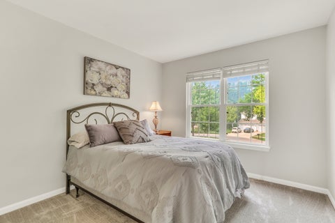 Tiny photo for 744 Strawberry Fields FLDS, Gurnee, IL 60031 (MLS # 12708954)