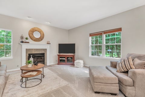 Tiny photo for 744 Strawberry Fields FLDS, Gurnee, IL 60031 (MLS # 12708954)