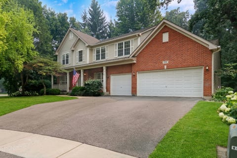 Tiny photo for 744 Strawberry Fields FLDS, Gurnee, IL 60031 (MLS # 12708954)
