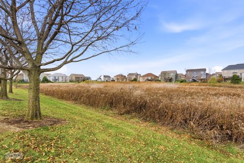 Tiny photo for 931 S Carly Circle, Yorkville, IL 60560 (MLS # 12517490)