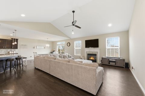 Tiny photo for 931 S Carly Circle, Yorkville, IL 60560 (MLS # 12517490)