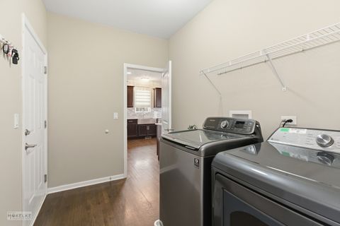 Tiny photo for 931 S Carly Circle, Yorkville, IL 60560 (MLS # 12517490)