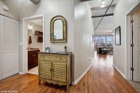 Tiny photo for 6 S Laflin Street #807S, Chicago, IL 60607 (MLS # 12616039)