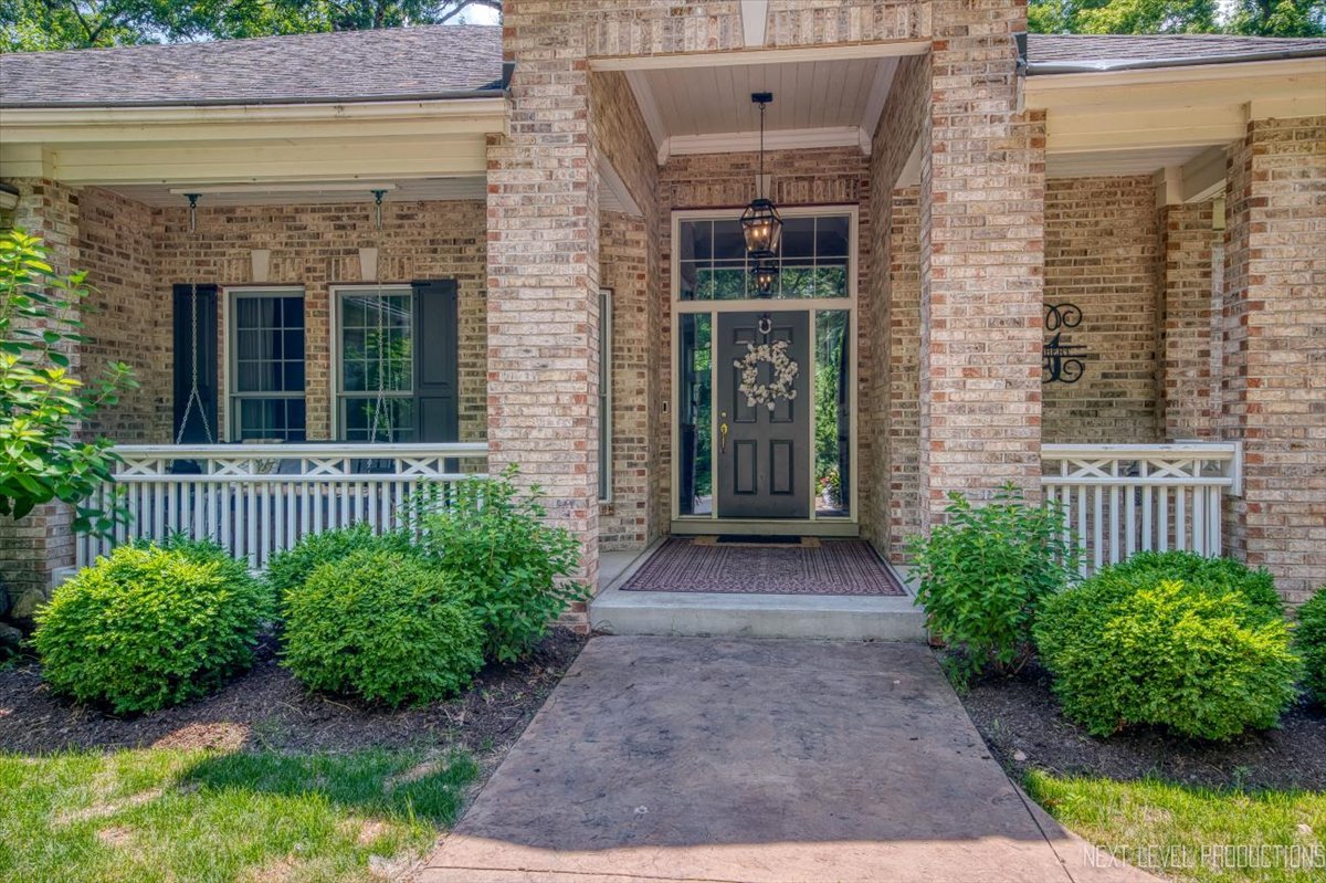 15N022 Brier Hill Road