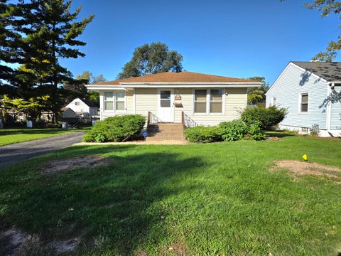 Tiny photo for 1713 Oakland Avenue, Crest Hill, IL 60403 (MLS # 12779927)