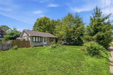 Photo of 3414 Marquette Street, Davenport, IA 52806 (MLS # 12759475)