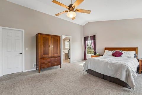 Tiny photo for 35 Oakview Court, South Elgin, IL 60177 (MLS # 12758575)