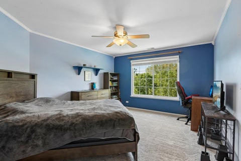 Tiny photo for 35 Oakview Court, South Elgin, IL 60177 (MLS # 12758575)