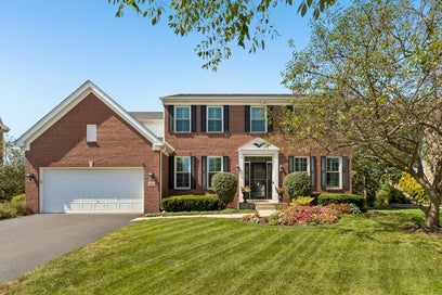 35 Oakview Court South Elgin IL 60177