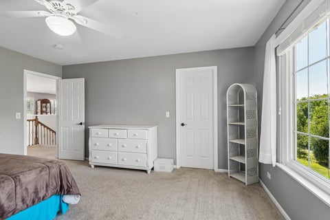 Tiny photo for 35 Oakview Court, South Elgin, IL 60177 (MLS # 12758575)