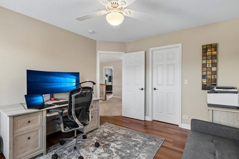 Tiny photo for 35 Oakview Court, South Elgin, IL 60177 (MLS # 12758575)