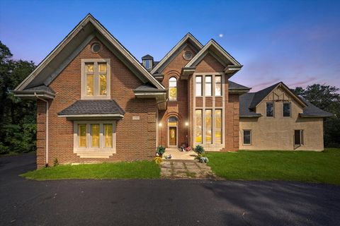 Photo of 3755 S STATE Street, Crete, IL 60417 (MLS # 12497100) Photo of 3755 S STATE Street, Crete, IL 60417 (MLS # 12497100)