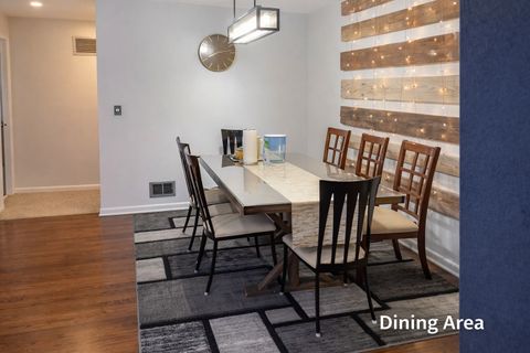 Tiny photo for 8300 CHRISTIANA Avenue #2E, Skokie, IL 60076 (MLS # 12614823)