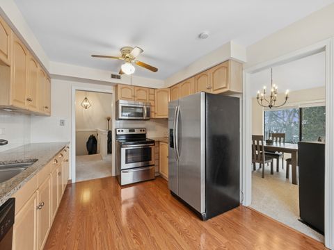 Tiny photo for 276 Old Barn Road #276-B, Barrington, IL 60010 (MLS # 12537632)