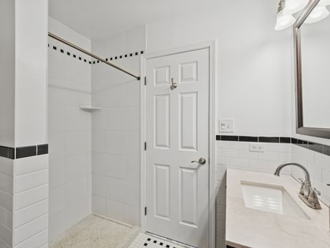 Tiny photo for 276 Old Barn Road #276-B, Barrington, IL 60010 (MLS # 12537632)