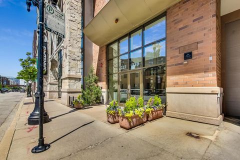 Tiny photo for 230 W Division Street #1405, Chicago, IL 60610 (MLS # 12597127)