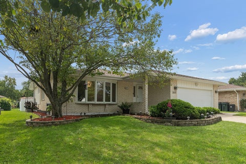Photo of 6619 Courtney Drive, Oak Forest, IL 60452 (MLS # 12741953)