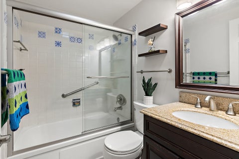 Tiny photo for 4 Harrogate On Oxford, Rolling Meadows, IL 60008 (MLS # 12751081)