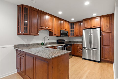 Tiny photo for 4 Harrogate On Oxford, Rolling Meadows, IL 60008 (MLS # 12751081)