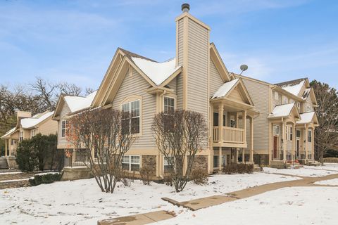 Tiny photo for 18611 W Sterling Court, Grayslake, IL 60030 (MLS # 12516990)