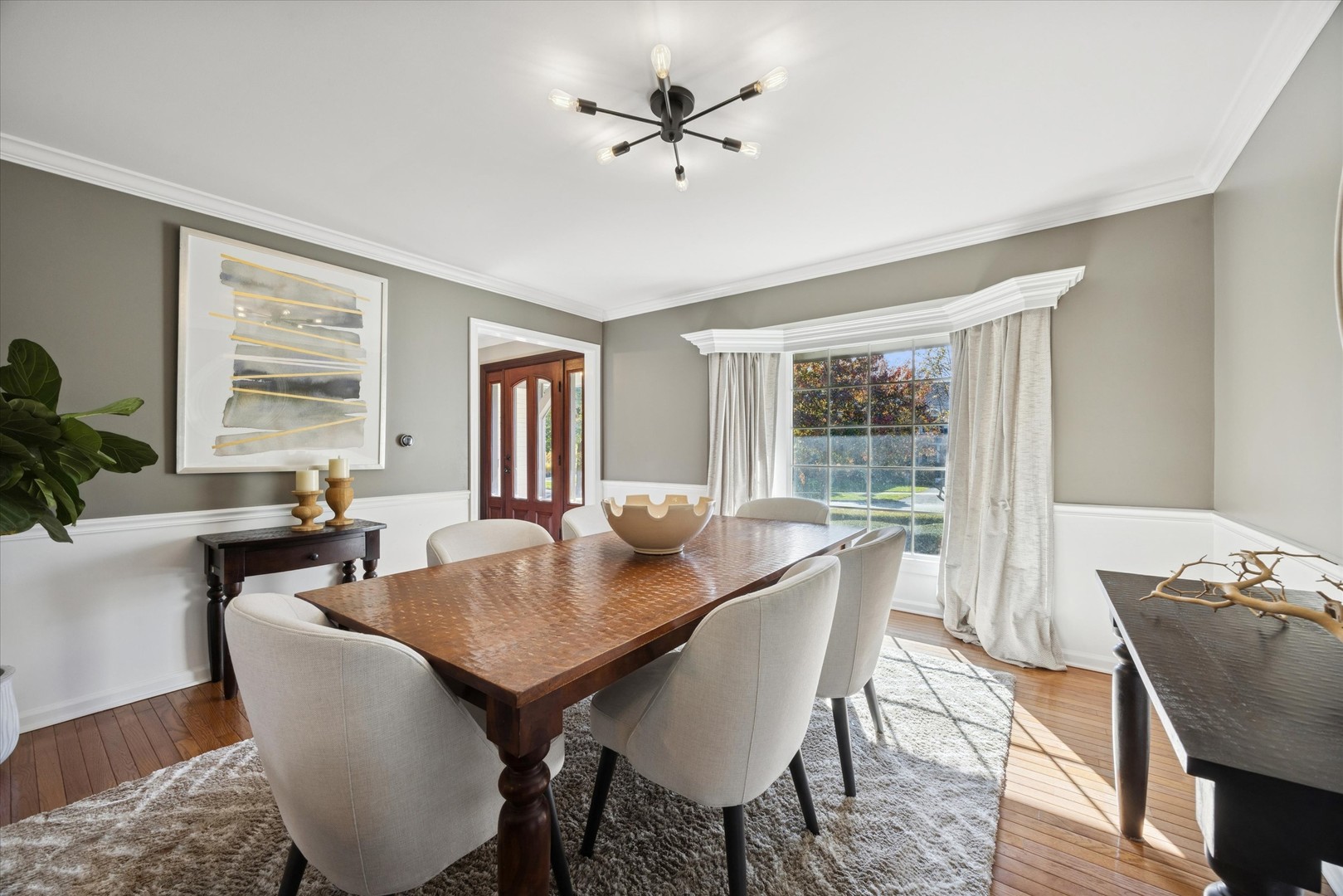 245 Meadowbrook Lane