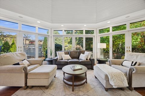 Tiny photo for 245 Meadowbrook Lane, Hinsdale, IL 60521 (MLS # 12509702)