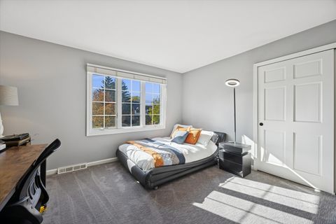 Tiny photo for 245 Meadowbrook Lane, Hinsdale, IL 60521 (MLS # 12509702)