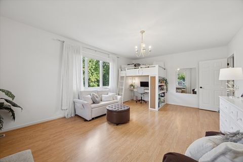 Tiny photo for 245 Meadowbrook Lane, Hinsdale, IL 60521 (MLS # 12509702)