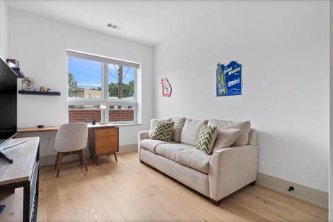 Tiny photo for 1548 W Ardmore Avenue #2F, Chicago, IL 60660 (MLS # 12710024)