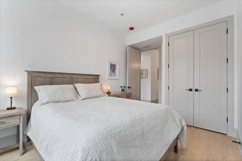 Tiny photo for 1548 W Ardmore Avenue #2F, Chicago, IL 60660 (MLS # 12710024)