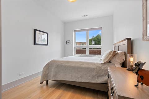 Tiny photo for 1548 W Ardmore Avenue #2F, Chicago, IL 60660 (MLS # 12710024)