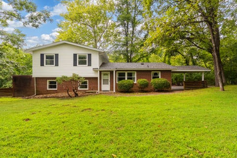 Photo of 222 Bay Road, Carbondale, IL 62903 (MLS # 12735852)