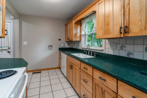 Tiny photo for 222 Bay Road, Carbondale, IL 62903 (MLS # 12735852)