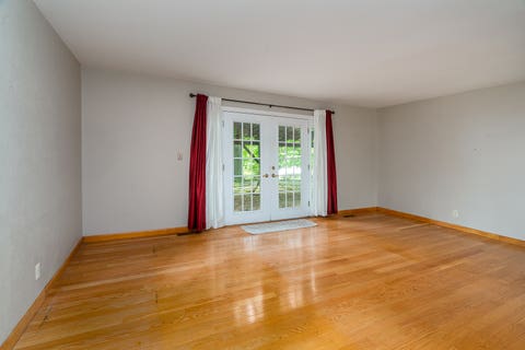 Tiny photo for 222 Bay Road, Carbondale, IL 62903 (MLS # 12735852)