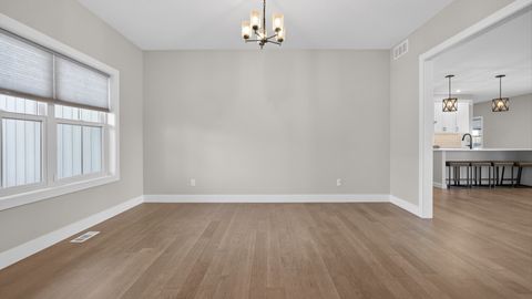 Tiny photo for 5104 Finlen Lane, Bloomington, IL 61705 (MLS # 12624343)