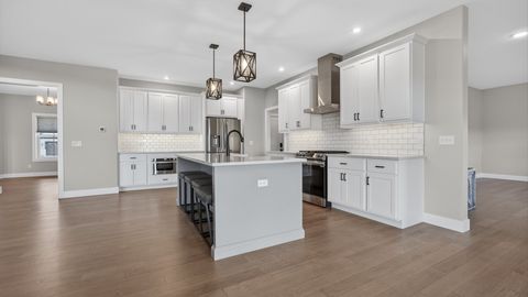 Tiny photo for 5104 Finlen Lane, Bloomington, IL 61705 (MLS # 12624343)