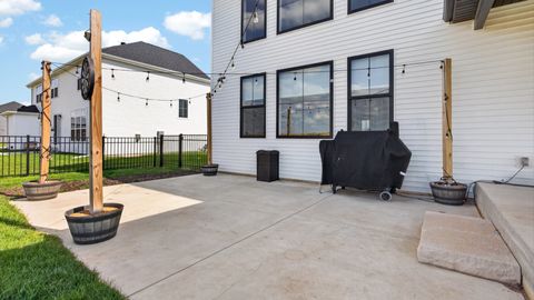 Tiny photo for 5104 Finlen Lane, Bloomington, IL 61705 (MLS # 12624343)