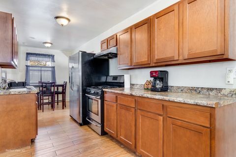 Tiny photo for 252 S Ashbury Avenue, Bolingbrook, IL 60440 (MLS # 12531867)