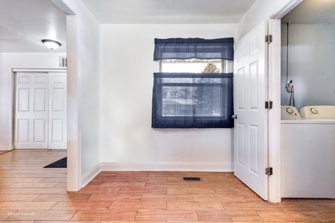 Tiny photo for 252 S Ashbury Avenue, Bolingbrook, IL 60440 (MLS # 12531867)