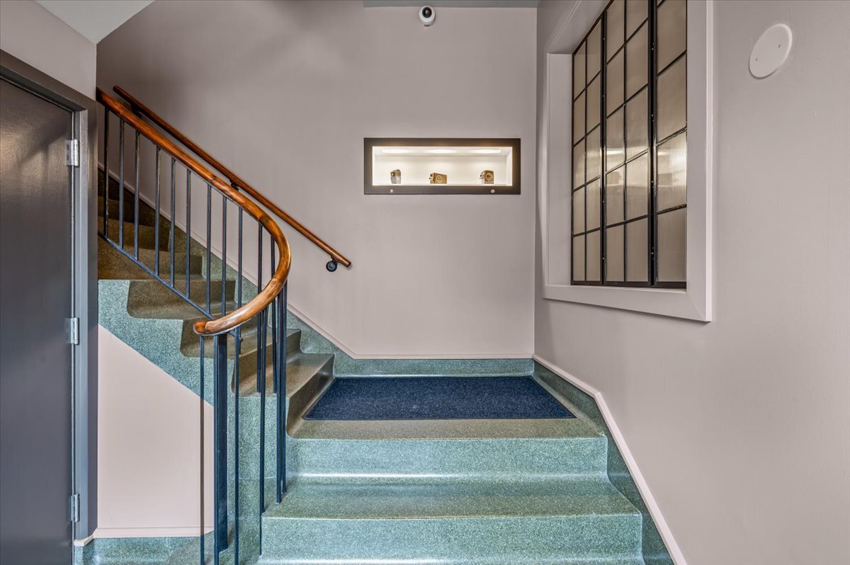 1801 W Larchmont Avenue 306