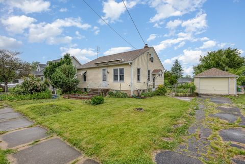 424 Robinson Street Earlville IL 60518