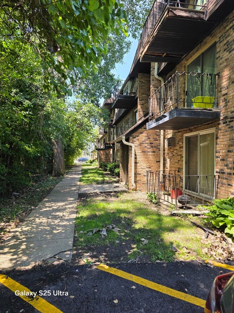 Photo of 8525 S Kedzie Street #106, Chicago, IL 60652 (MLS # 12698701)