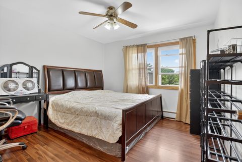 Tiny photo for 7048 Oconnell Drive #3W, Chicago Ridge, IL 60415 (MLS # 12447838)