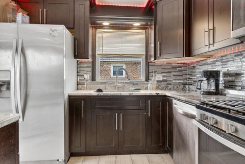 Tiny photo for 7048 Oconnell Drive #3W, Chicago Ridge, IL 60415 (MLS # 12447838)