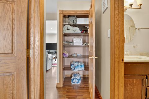 Tiny photo for 7048 Oconnell Drive #3W, Chicago Ridge, IL 60415 (MLS # 12447838)