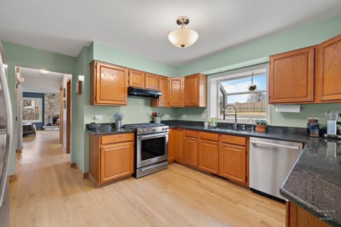 Tiny photo for 913 N FRANKLIN Avenue, Palatine, IL 60067 (MLS # 12582976)